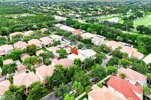 8125 Calterra Drive, Palm Beach Gardens, FL 33418