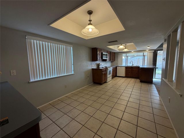 5510 Cairnleigh Drive, Houston, TX 77084