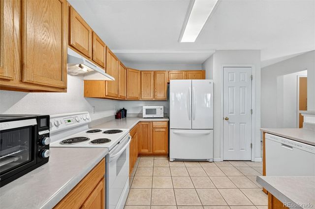 5918 Dunraven Way, Golden, CO 80403