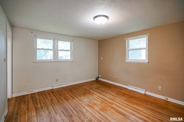 130 CLARK Street, Morton, IL 61550