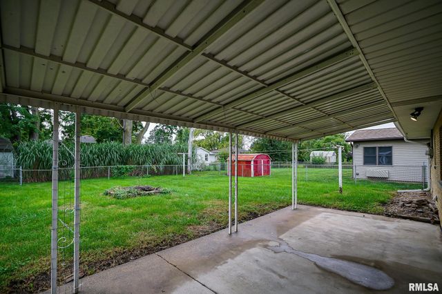 130 CLARK Street, Morton, IL 61550