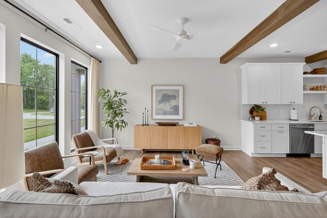 7757 Presence Lane, West Des Moines, IA 50266