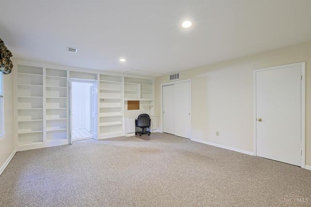 8853 Hollyhock Drive, Springfield Twp., OH 45231