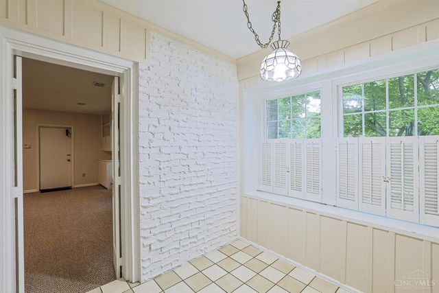8853 Hollyhock Drive, Springfield Twp., OH 45231
