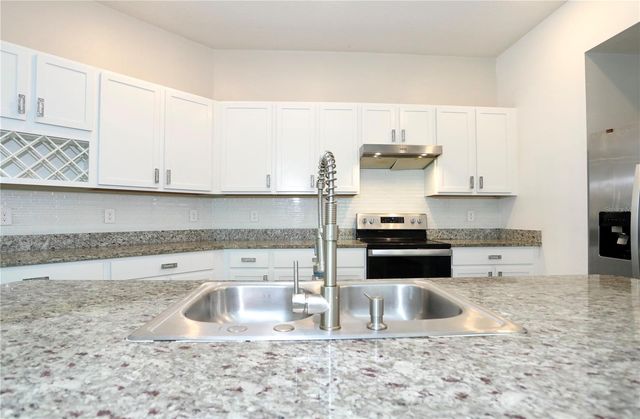 1141 AUGUSTUS DRIVE, Davenport, FL 33896