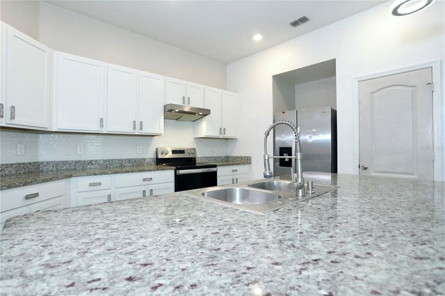 1141 AUGUSTUS DRIVE, Davenport, FL 33896