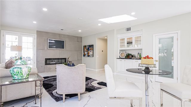 2690 Mockingbird, Corona, CA 92881