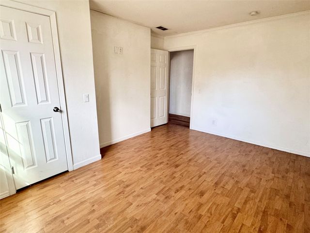 520 Iris Drive, Irving, TX 75061