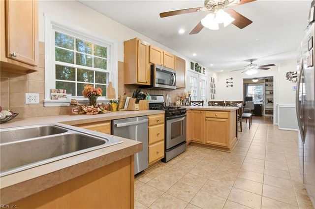 4708 Mallard CIR, Portsmouth, VA 23703