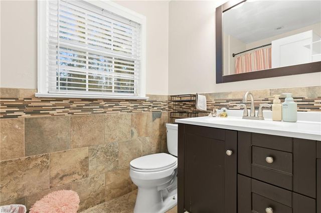 4708 Mallard CIR, Portsmouth, VA 23703