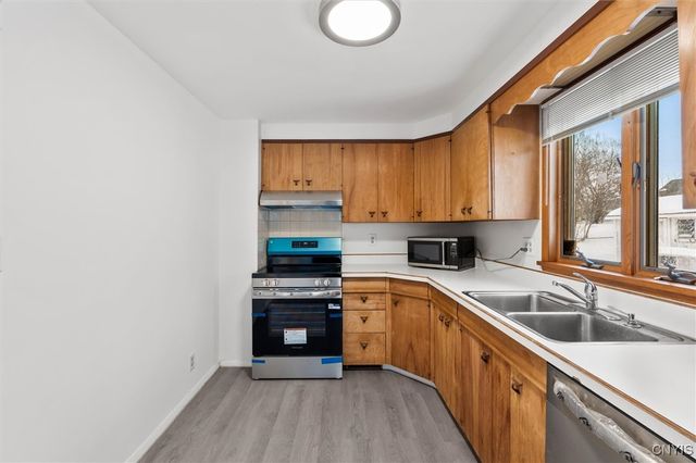 209 Westfall Drive, Geddes, NY 13219