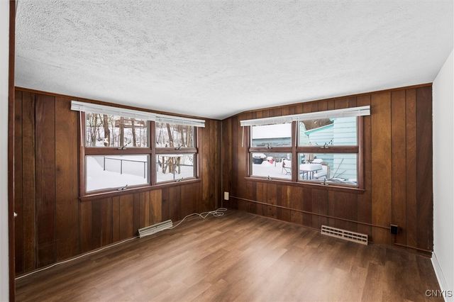 209 Westfall Drive, Geddes, NY 13219