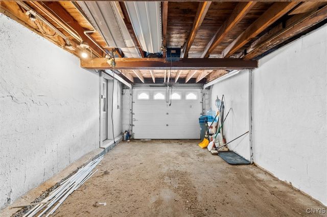 209 Westfall Drive, Geddes, NY 13219