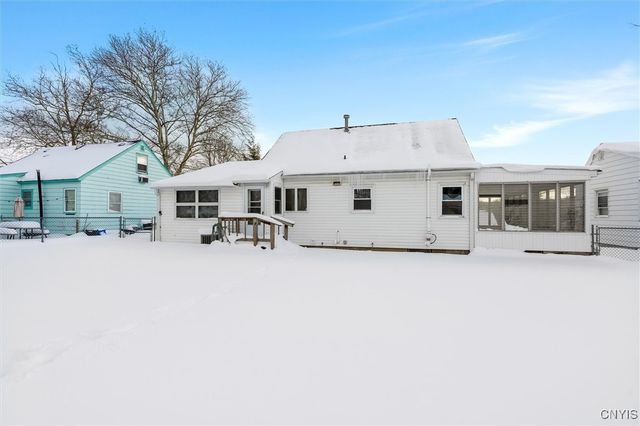 209 Westfall Drive, Geddes, NY 13219