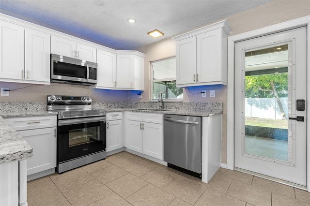 6634 13TH STREET N, St Petersburg, FL 33702