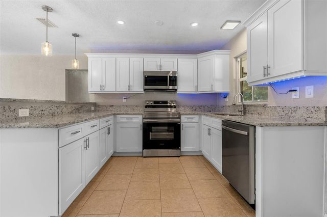 6634 13TH STREET N, St Petersburg, FL 33702