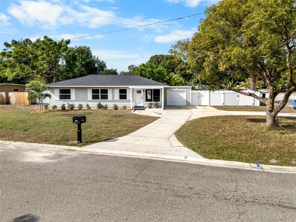 6634 13TH STREET N, St Petersburg, FL 33702