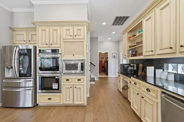 6107 Rapid Creek Court, Houston, TX 77345