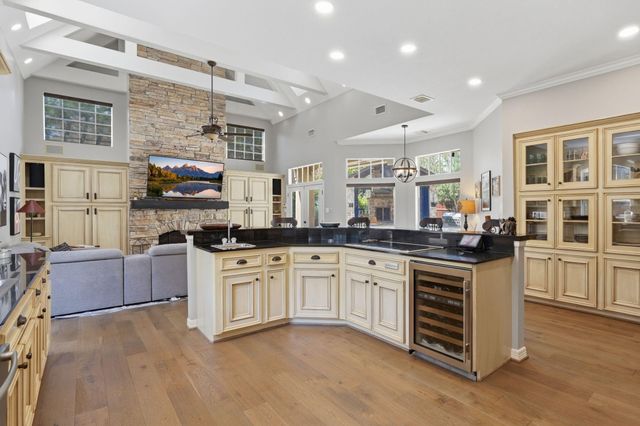 6107 Rapid Creek Court, Houston, TX 77345