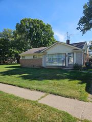 298 N Linden Avenue, Palatine, IL 60074