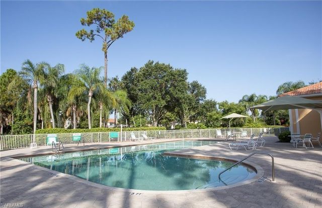 4960 Deerfield WAY E102, Naples, FL 34110