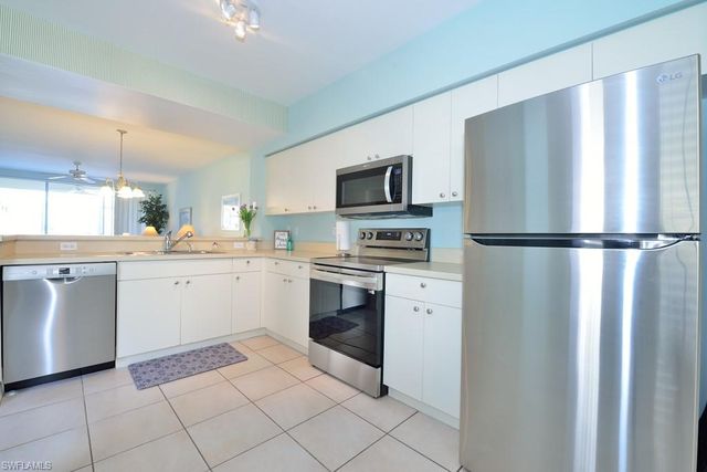 4960 Deerfield WAY E102, Naples, FL 34110