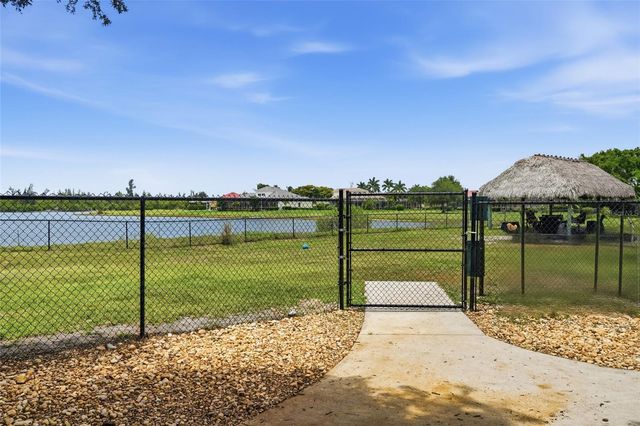 2617 STONYHILL COURT, Cape Coral, FL 33991