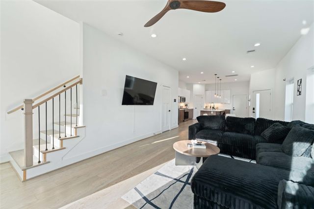 3034 Gray Street B, Houston, TX 77004