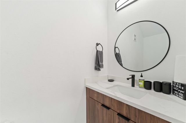 3034 Gray Street B, Houston, TX 77004