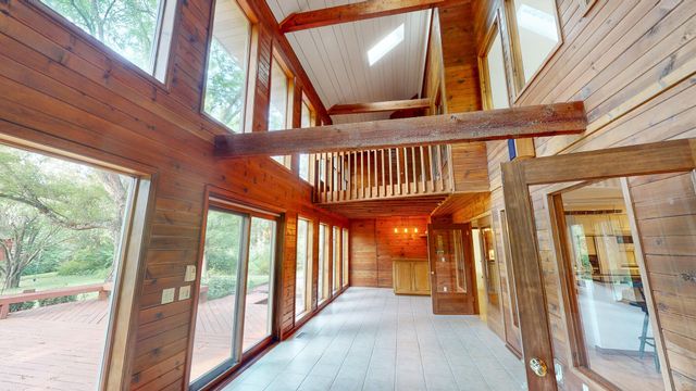 1201 S JOHNMEYER LN, Columbia, MO 65203