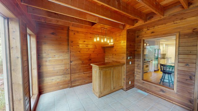 1201 S JOHNMEYER LN, Columbia, MO 65203