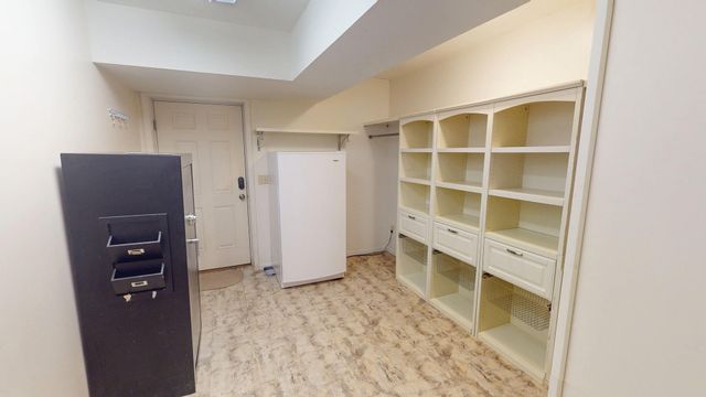 1201 S JOHNMEYER LN, Columbia, MO 65203