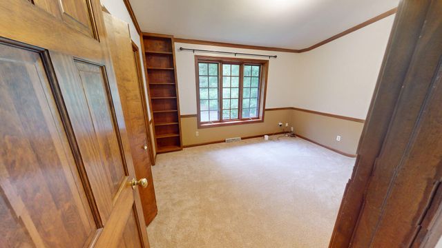 1201 S JOHNMEYER LN, Columbia, MO 65203