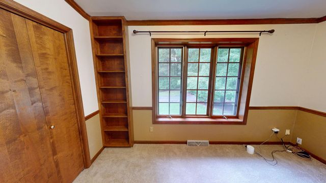 1201 S JOHNMEYER LN, Columbia, MO 65203