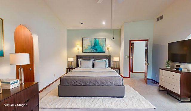 1201 S JOHNMEYER LN, Columbia, MO 65203