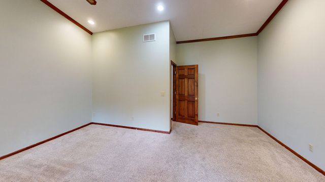 1201 S JOHNMEYER LN, Columbia, MO 65203