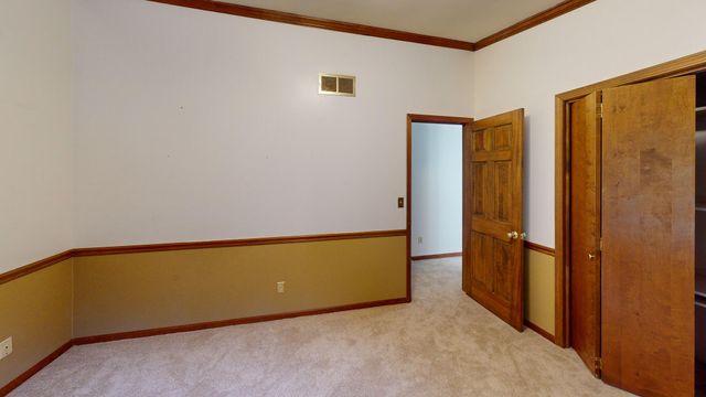 1201 S JOHNMEYER LN, Columbia, MO 65203