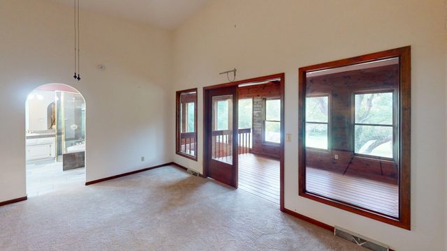 1201 S JOHNMEYER LN, Columbia, MO 65203