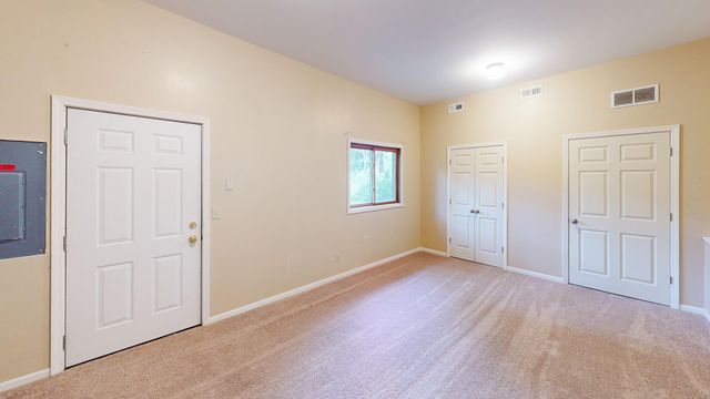 1201 S JOHNMEYER LN, Columbia, MO 65203