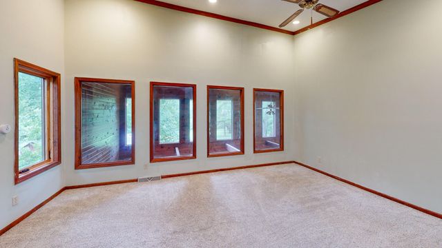 1201 S JOHNMEYER LN, Columbia, MO 65203