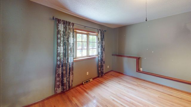 1201 S JOHNMEYER LN, Columbia, MO 65203