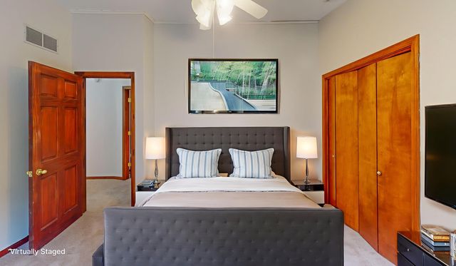 1201 S JOHNMEYER LN, Columbia, MO 65203