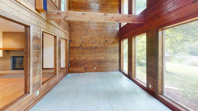 1201 S JOHNMEYER LN, Columbia, MO 65203