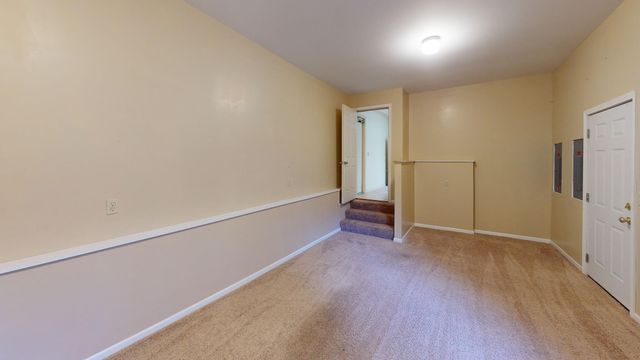 1201 S JOHNMEYER LN, Columbia, MO 65203