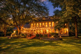 1201 S JOHNMEYER LN, Columbia, MO 65203