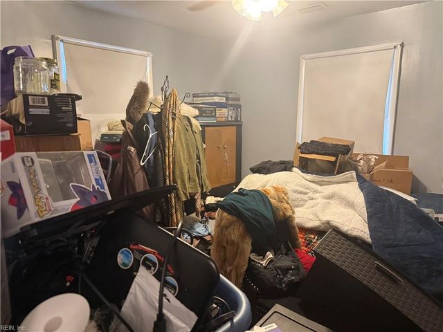 2410 Payne RD, Chesapeake, VA 23323