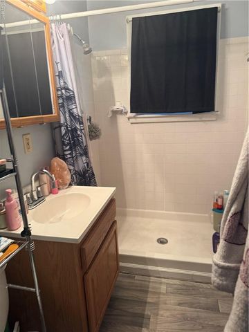 2410 Payne RD, Chesapeake, VA 23323