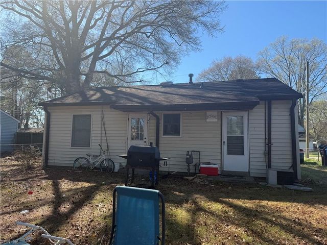 2410 Payne RD, Chesapeake, VA 23323