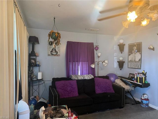 2410 Payne RD, Chesapeake, VA 23323