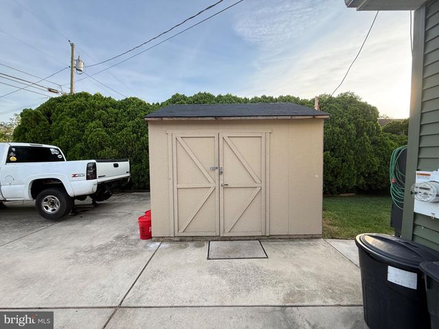 59 EATON RD, Pennsville, NJ 08070